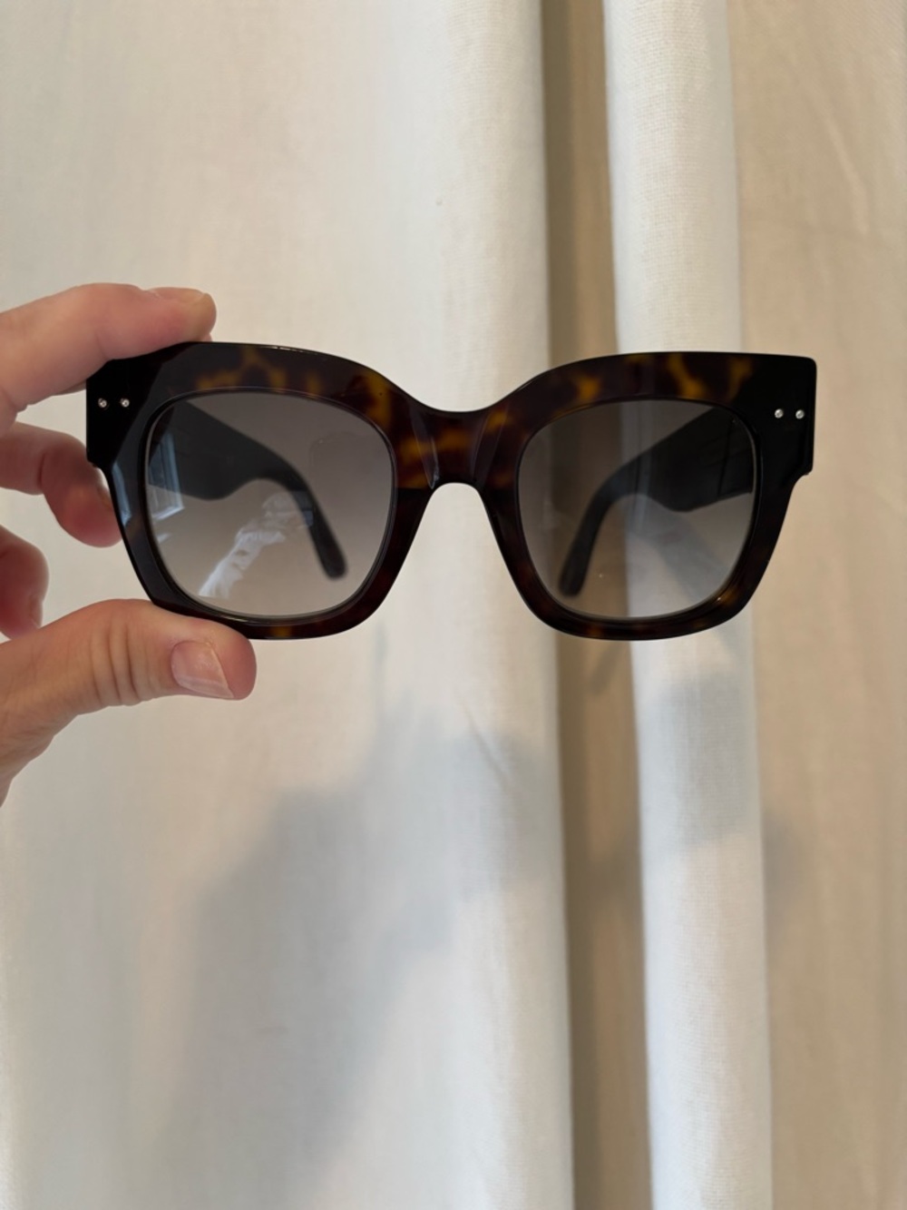 Bottega Veneta Dark Tortoiseshell Sunglasses with Brown-Tinted Lenses